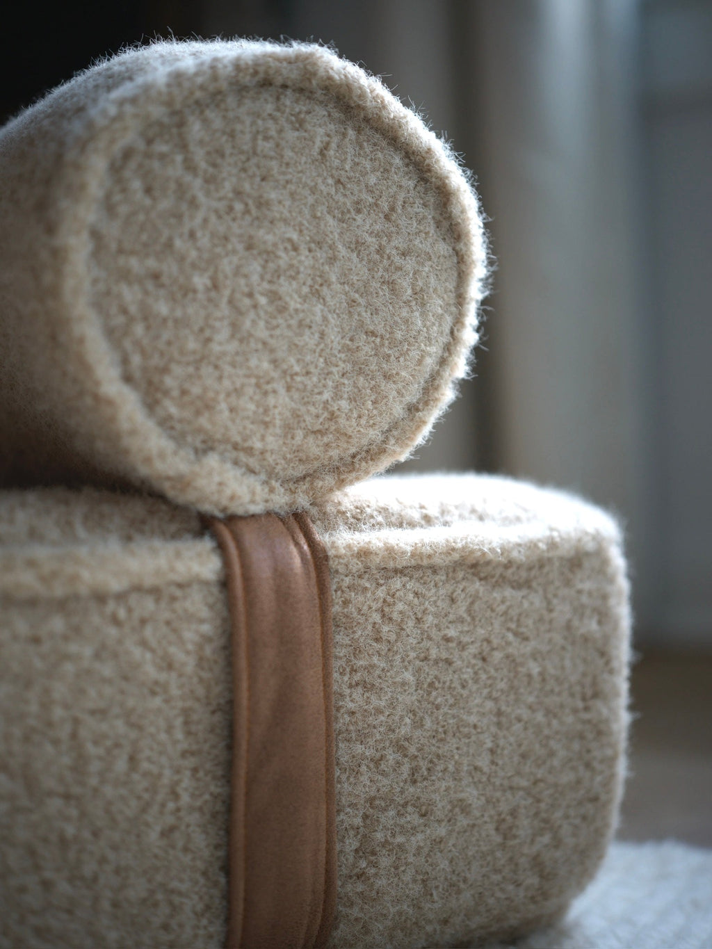 Mafé The Modern Day Boucle Lounge Dog Bed
