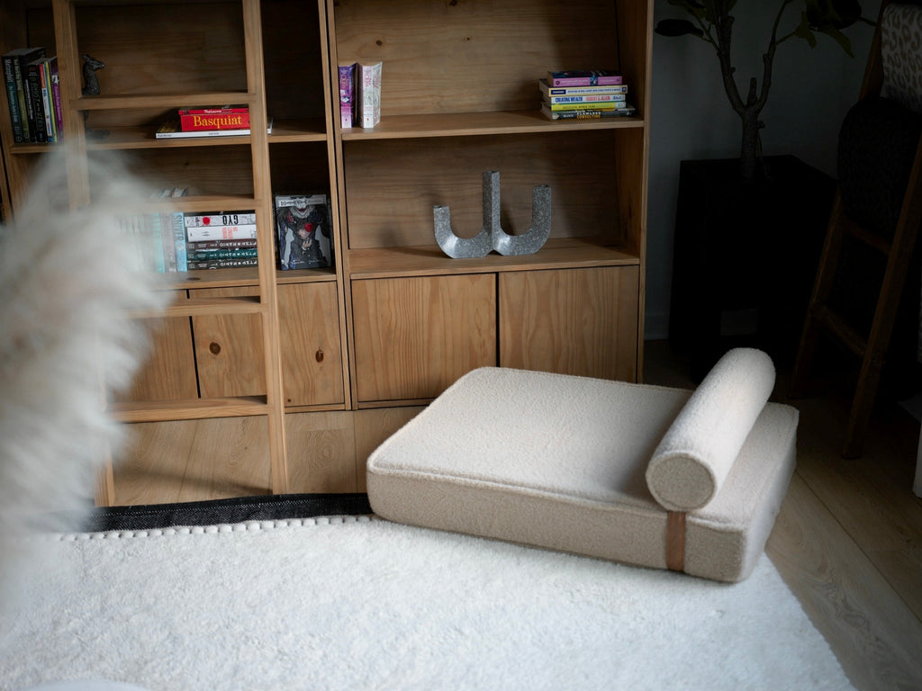 Mafé The Modern Day Boucle Lounge Dog Bed